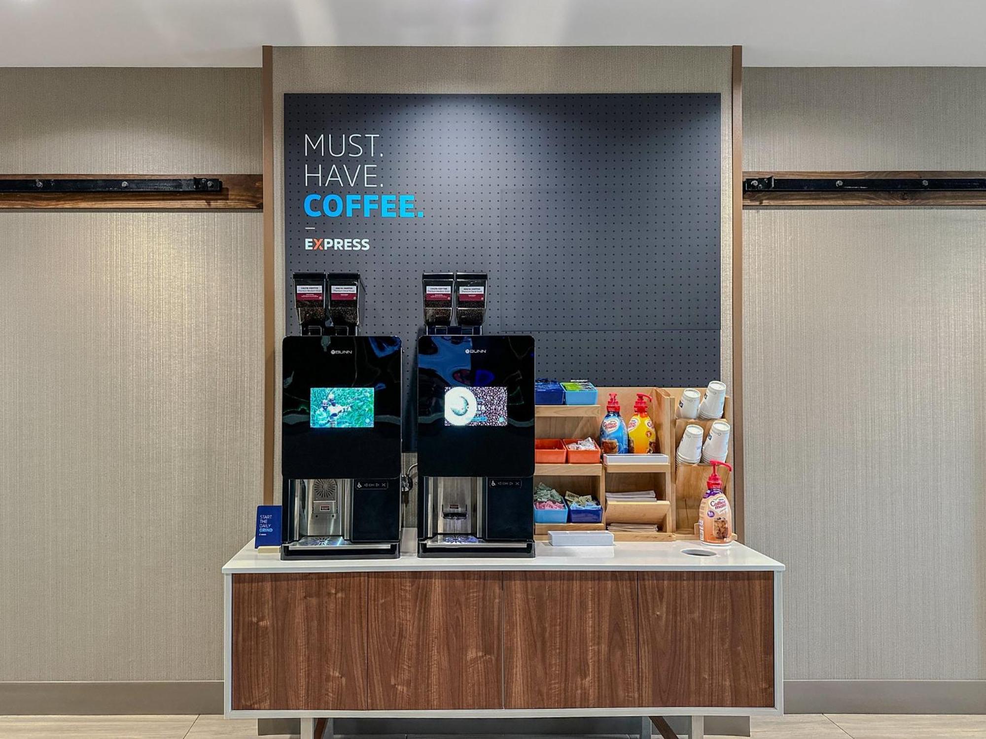 Holiday Inn Express & Suites Laurel By Ihg Экстерьер фото