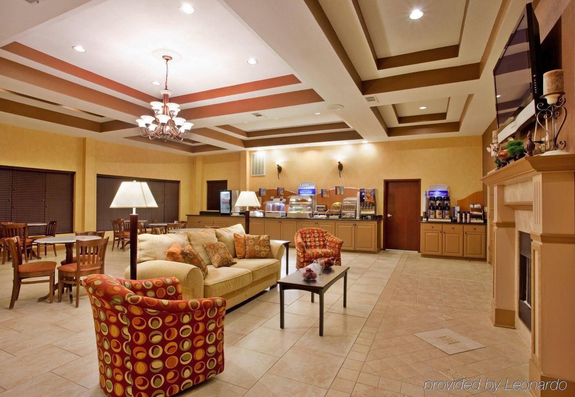 Holiday Inn Express & Suites Laurel By Ihg Экстерьер фото